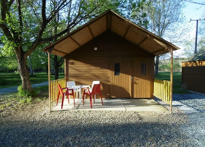 Goecsej Voelgye * Kustánszeg